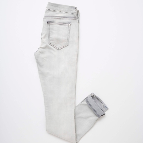 Jeans - Picture 2 of 2